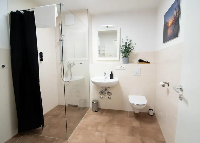 Lejlighed 4 Bedrooms For Up To 12 Guests Hamborg