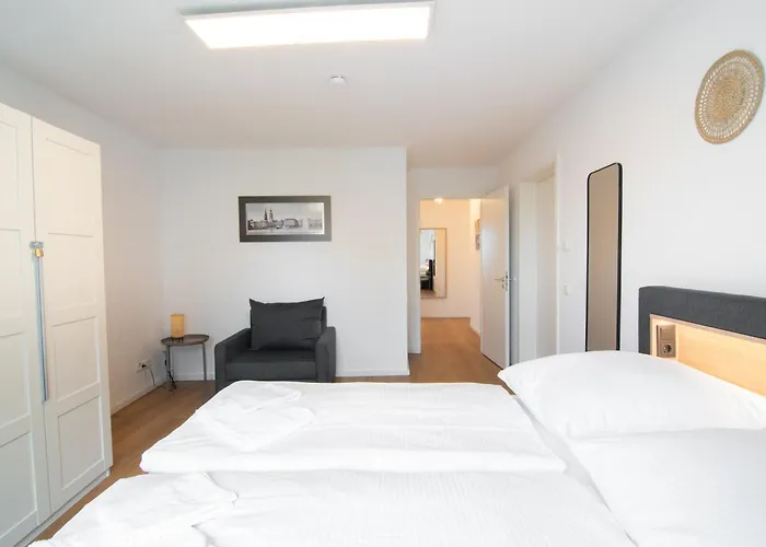 Lejlighed 4 Bedrooms For Up To 12 Guests Hamborg