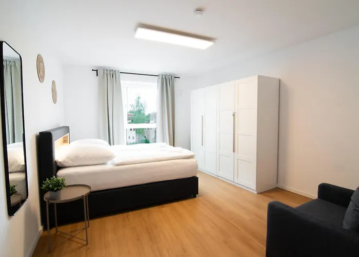 4 Bedrooms For Up To 12 Guests