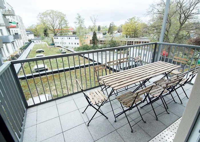 4 Bedrooms For Up To 12 Guests Hamborg